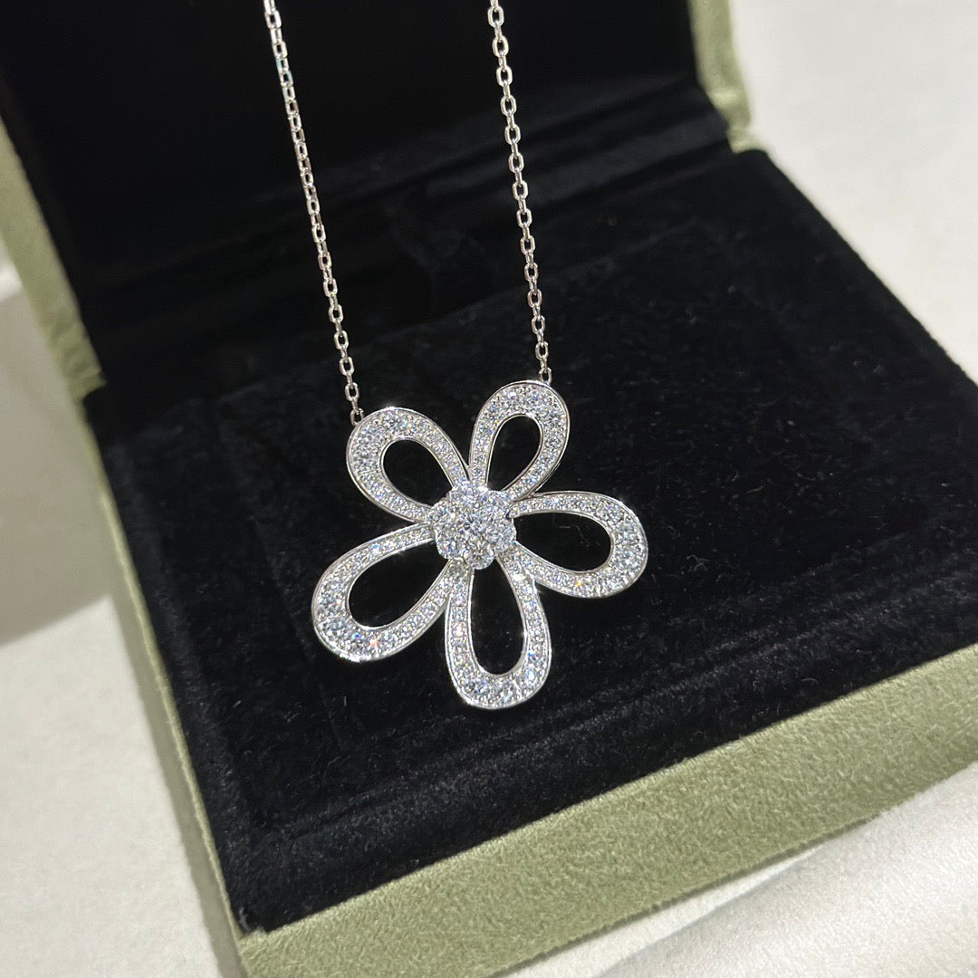 [⭐Aura]FLOWERLACE NECKLACE FULL DIAMONDS