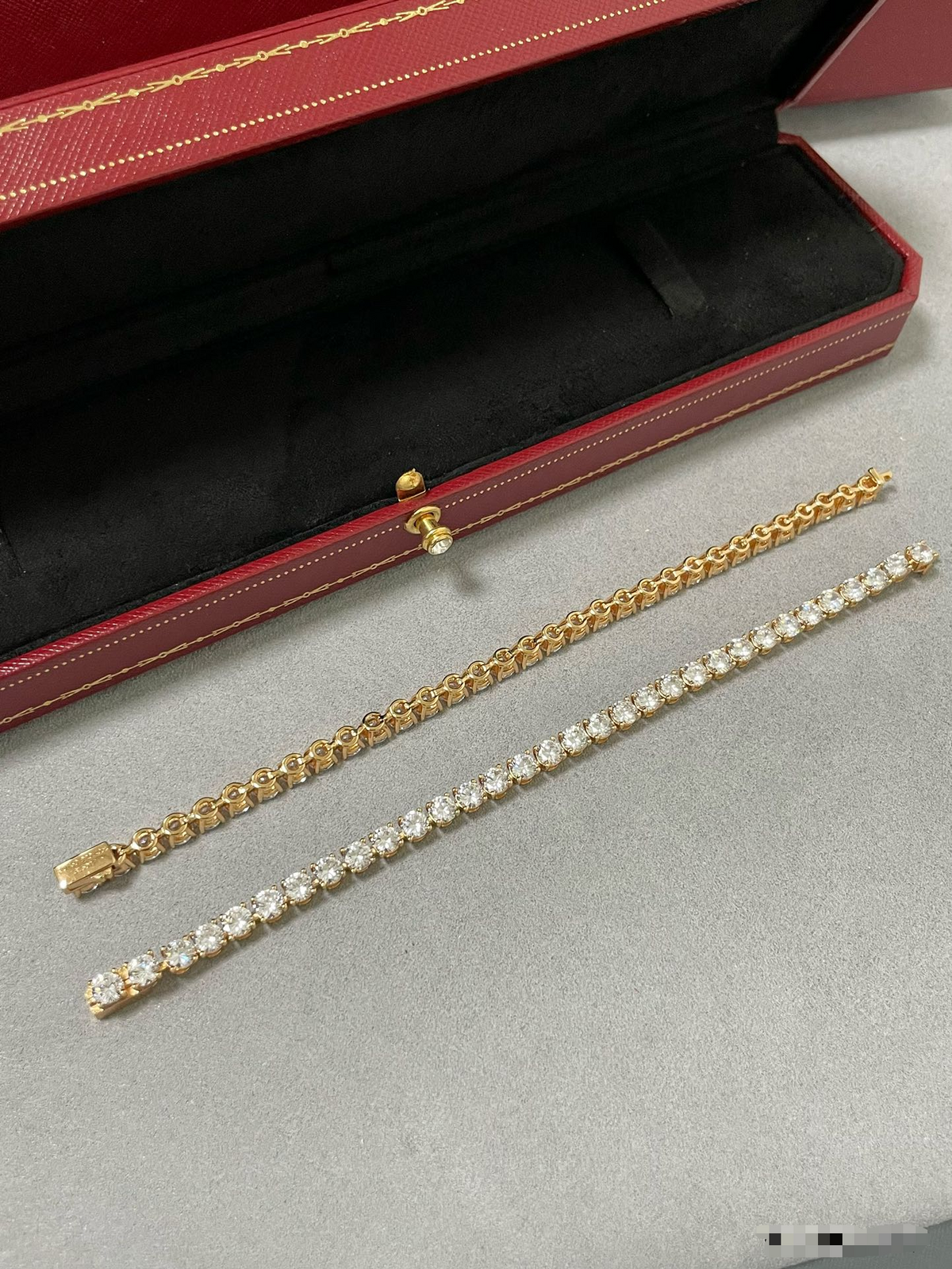 [⭐Aura jewelrys]TENNIS BRACELET WITH FULL DIAMOND SETTING