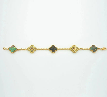 [⭐Aura] CLOVER 5 MOTIF GRAY MOP BRACELET COLLECTION
