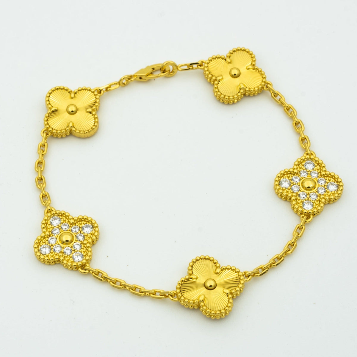 [⭐Aura] CLOVER 5 MOTIF LASER BRACELET COLLECTION