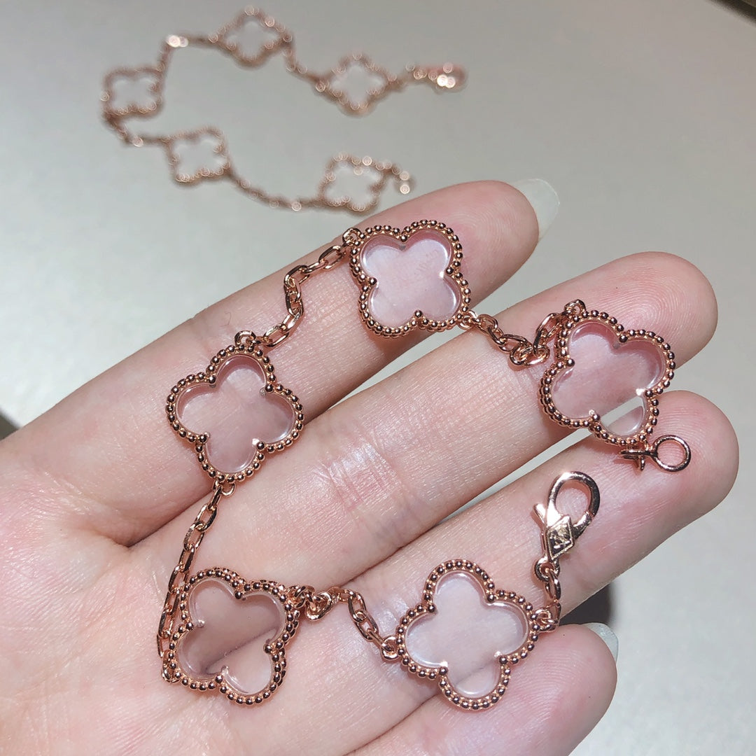 [⭐Aura]CLOVER 5 MOTIF ROCK CRYSTAL BRACELET