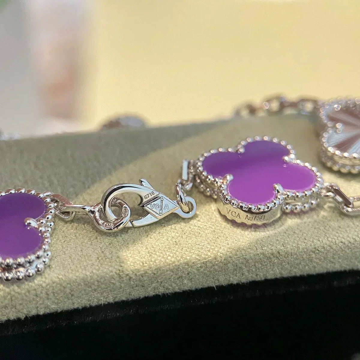 [⭐Aura] CLOVER 5 MOTIF VIOLET BRACELET COLLECTION