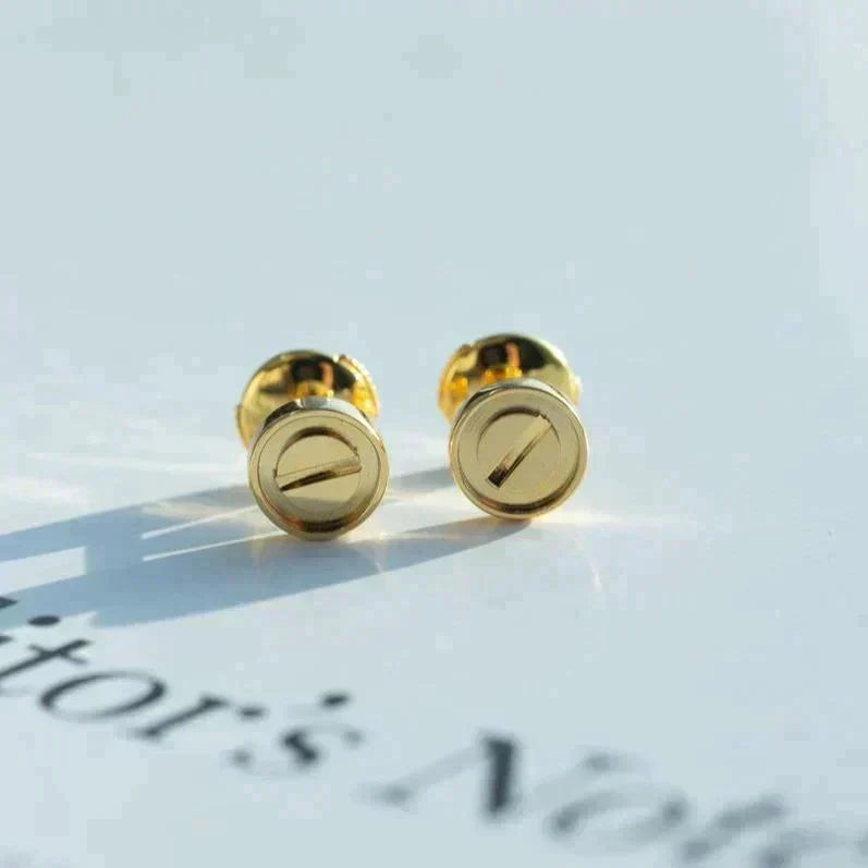 [⭐Aura]LOVE EARRINGS GOLD 10MM