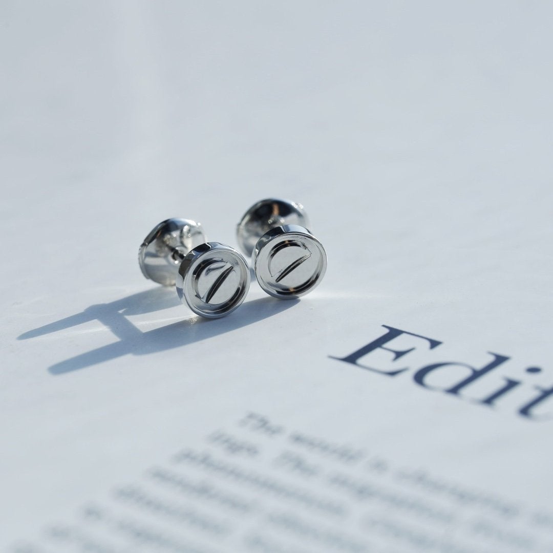 [⭐Aura]LOVE EARRINGS SILVER 10MM