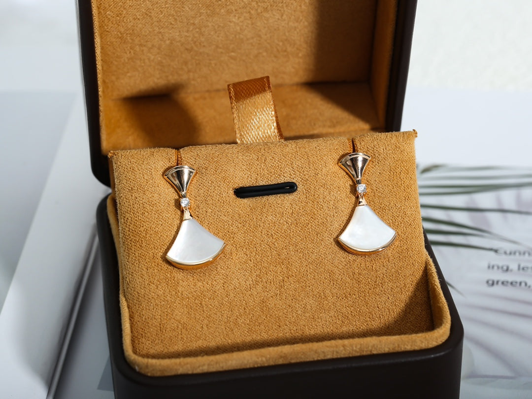 [⭐Aura]DREAM MOP PINK GOLD EARRINGS