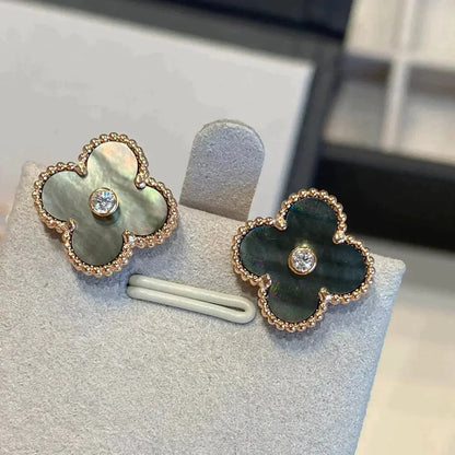 [⭐Aura]CLOVER MEDIUM 1 MOTIFS GRAY MOP  DIAMOND EARRINGS