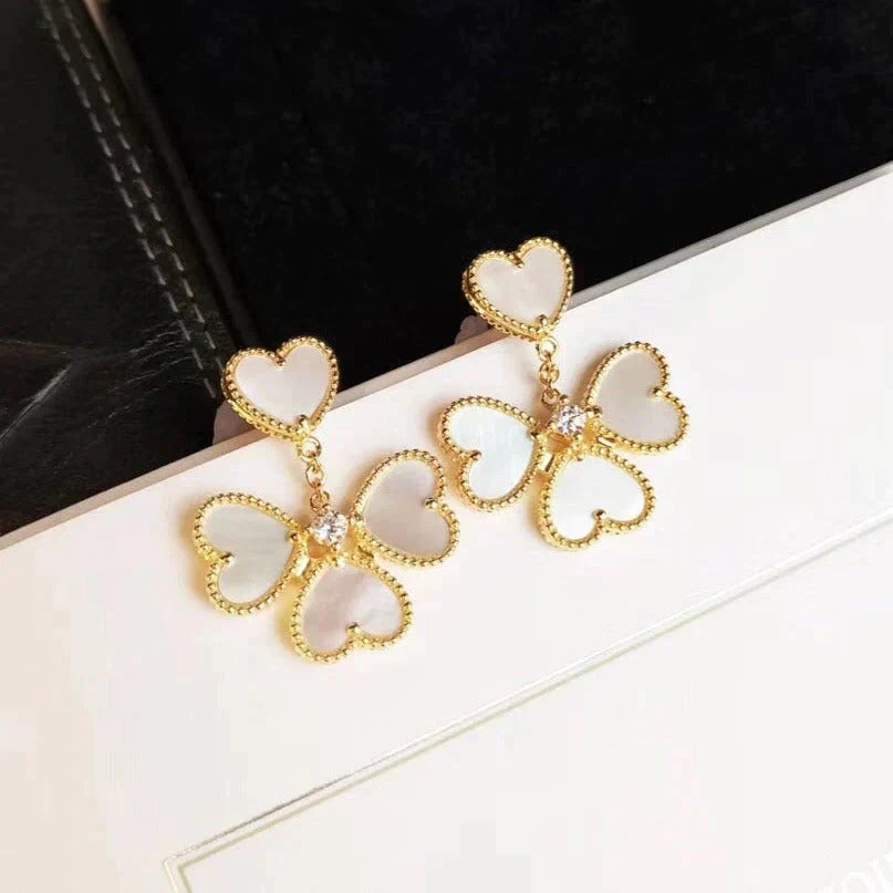 [⭐Aura]CLOVER SWEET WHITE MOP EARRINGS