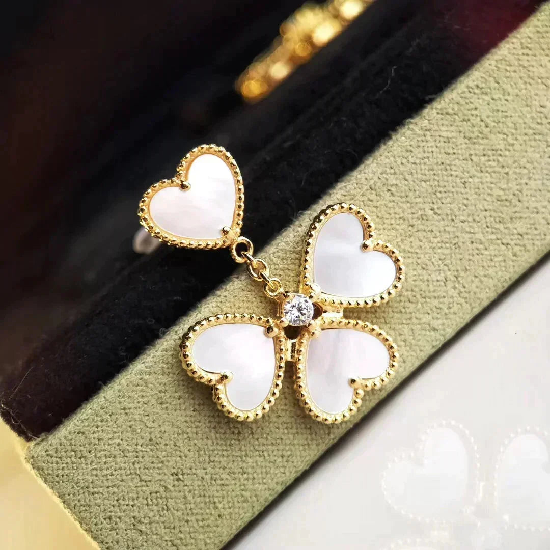 [⭐Aura]CLOVER SWEET WHITE MOP EARRINGS