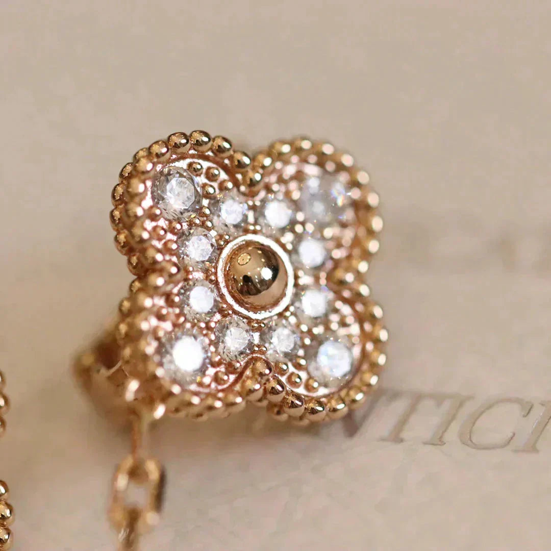 [⭐Aura]CLOVER MEDIUM 1 MOTIFS FUll DIAMOND EARRINGS