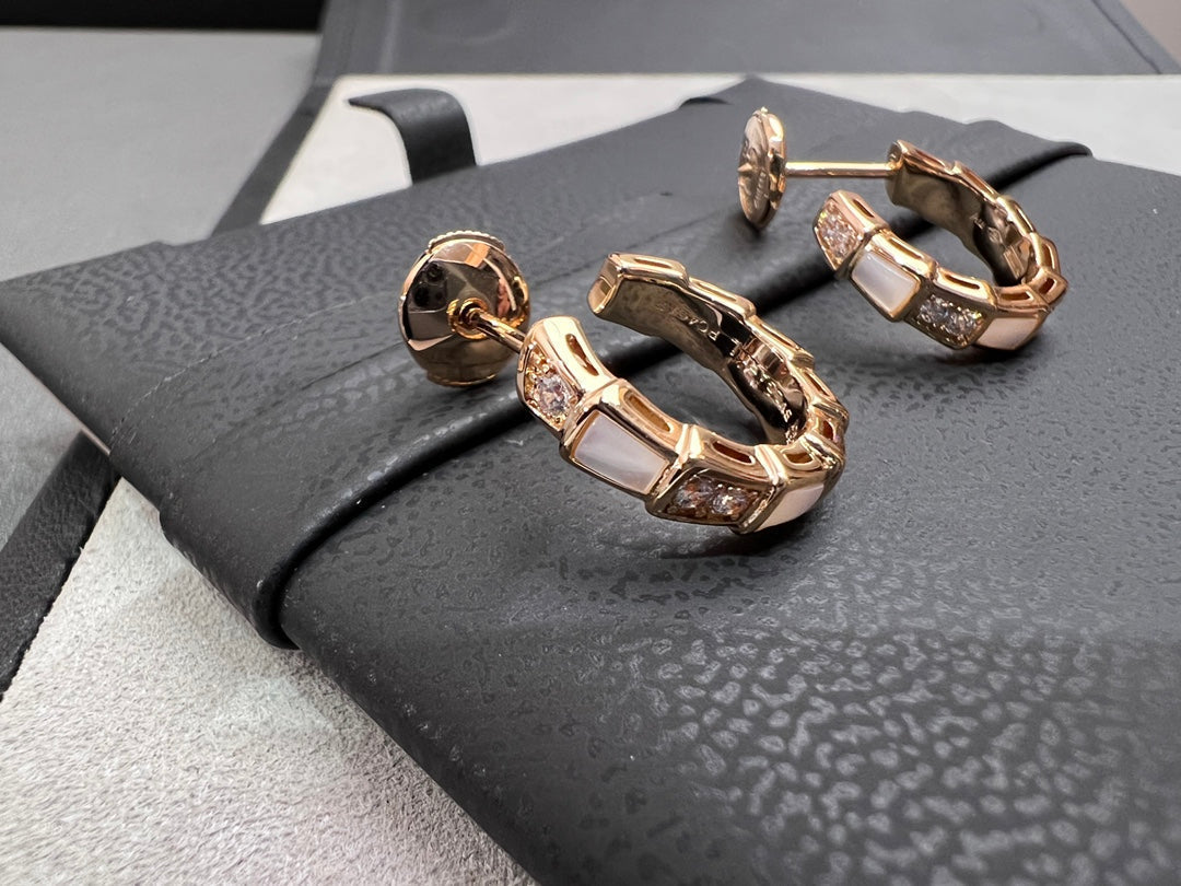[⭐Aura]SERPENTI MOP PINK GOLD EARRINGS