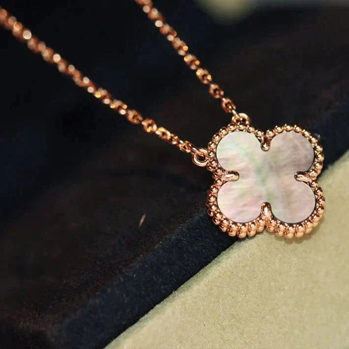 [⭐Aura]CLOVER 15MM  GRAY MOTHER OF PEARL NECKLACE