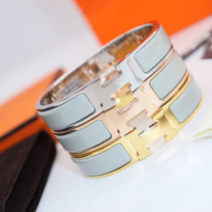 [⭐Aura]H LIGHT BLUE BRACELET