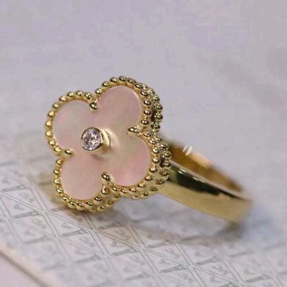 [⭐Aura]CLOVER PINK MOP RING GOLD DIAMOND