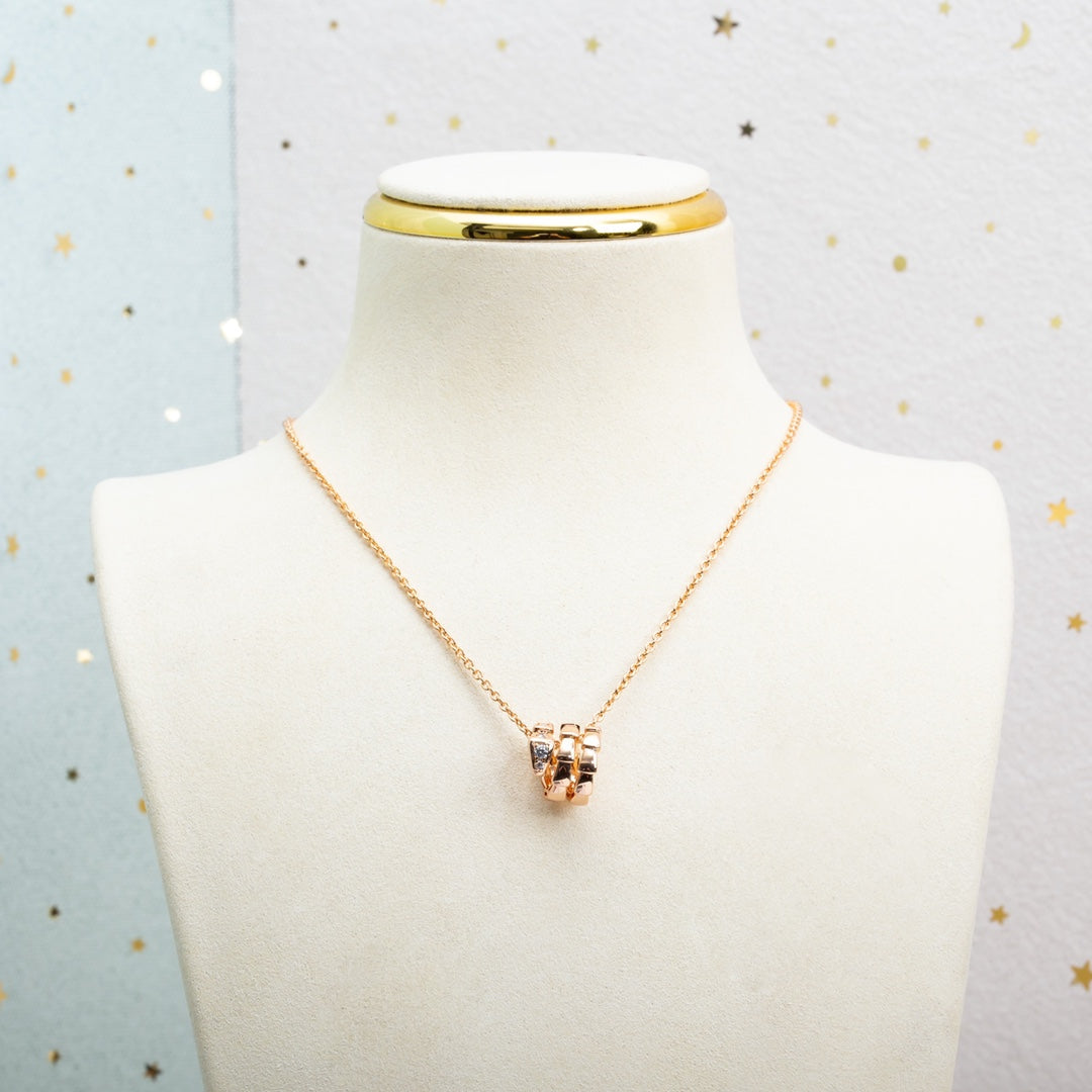 [⭐Aura]SERPENTI PINK GOLD NECKLACE DIAMOND