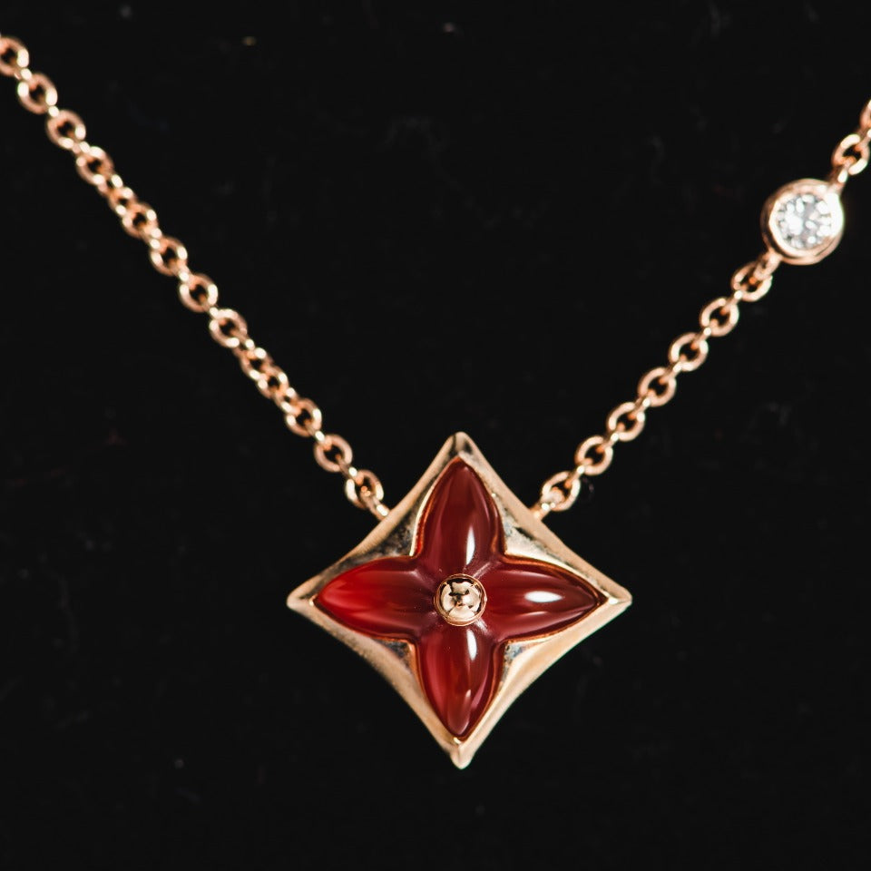 [⭐Aura]STAR NECKLACE PINK GOLD 1 DIAMOND