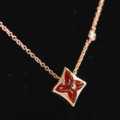 [⭐Aura]STAR NECKLACE PINK GOLD 1 DIAMOND