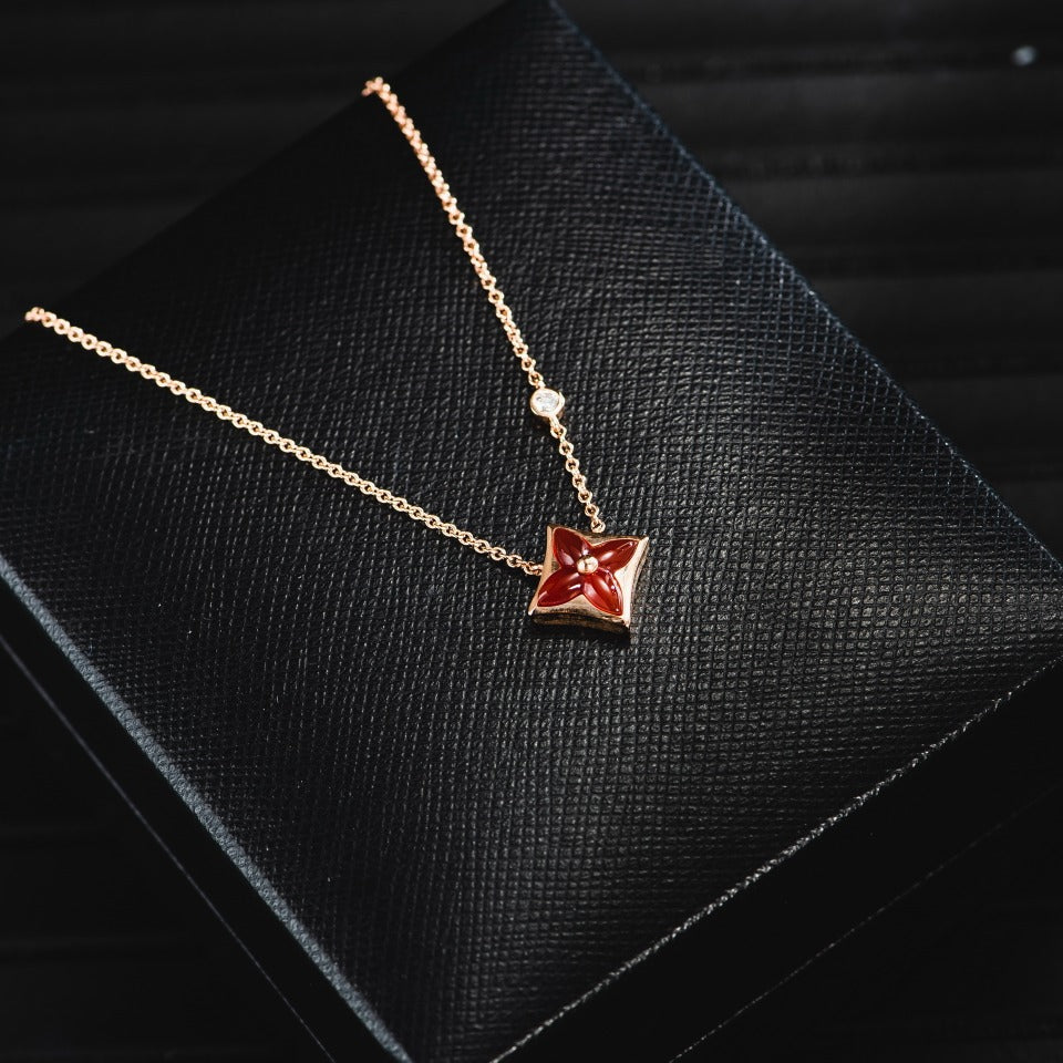 [⭐Aura]STAR NECKLACE PINK GOLD 1 DIAMOND