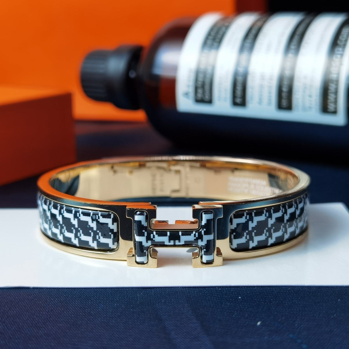 [⭐Aura]H HORSE BRACELET 12MM