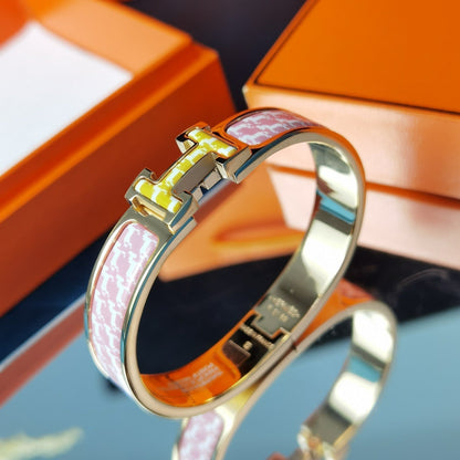 [⭐Aura]H HORSE BRACELET 12MM