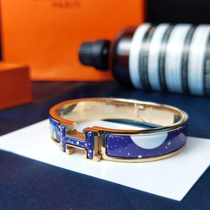 [⭐Aura]H STAR AND MOON BRACELET 12MM