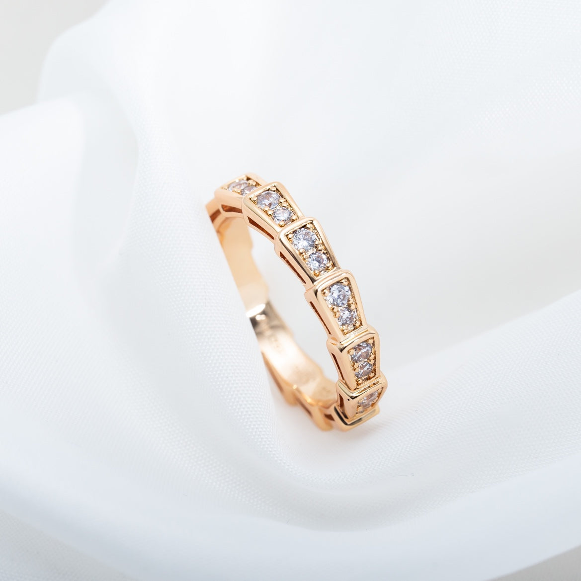 [⭐Aura]SERPENTI RING PINK GOLD DIAMOND PAVED 3MM