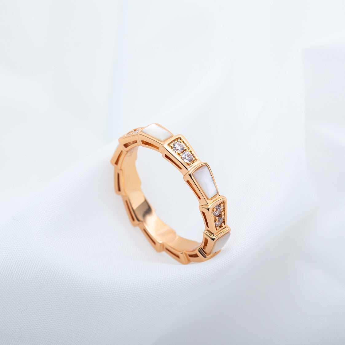 [⭐Aura]SERPENTI RING PINK GOLD DIAMOND MOP 3MM