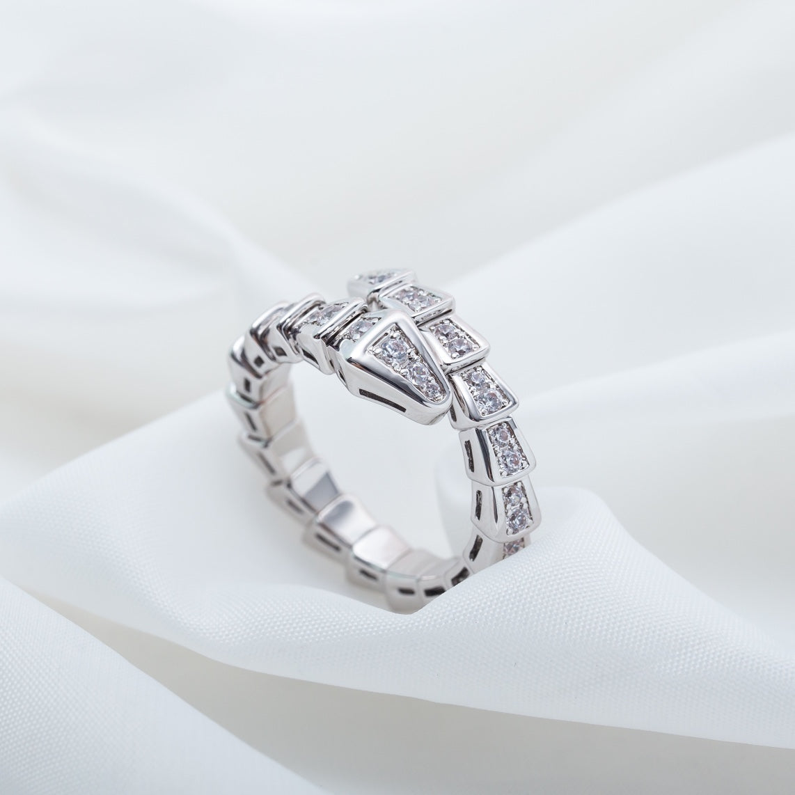 [⭐Aura]SERPENTI RING SILVER DIAMOND PAVED 4MM