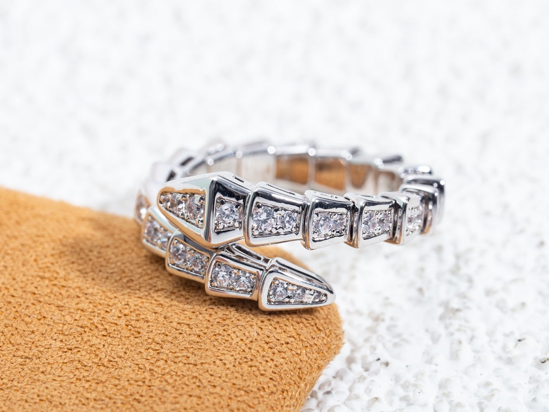[⭐Aura]SERPENTI RING SILVER DIAMOND PAVED 4MM