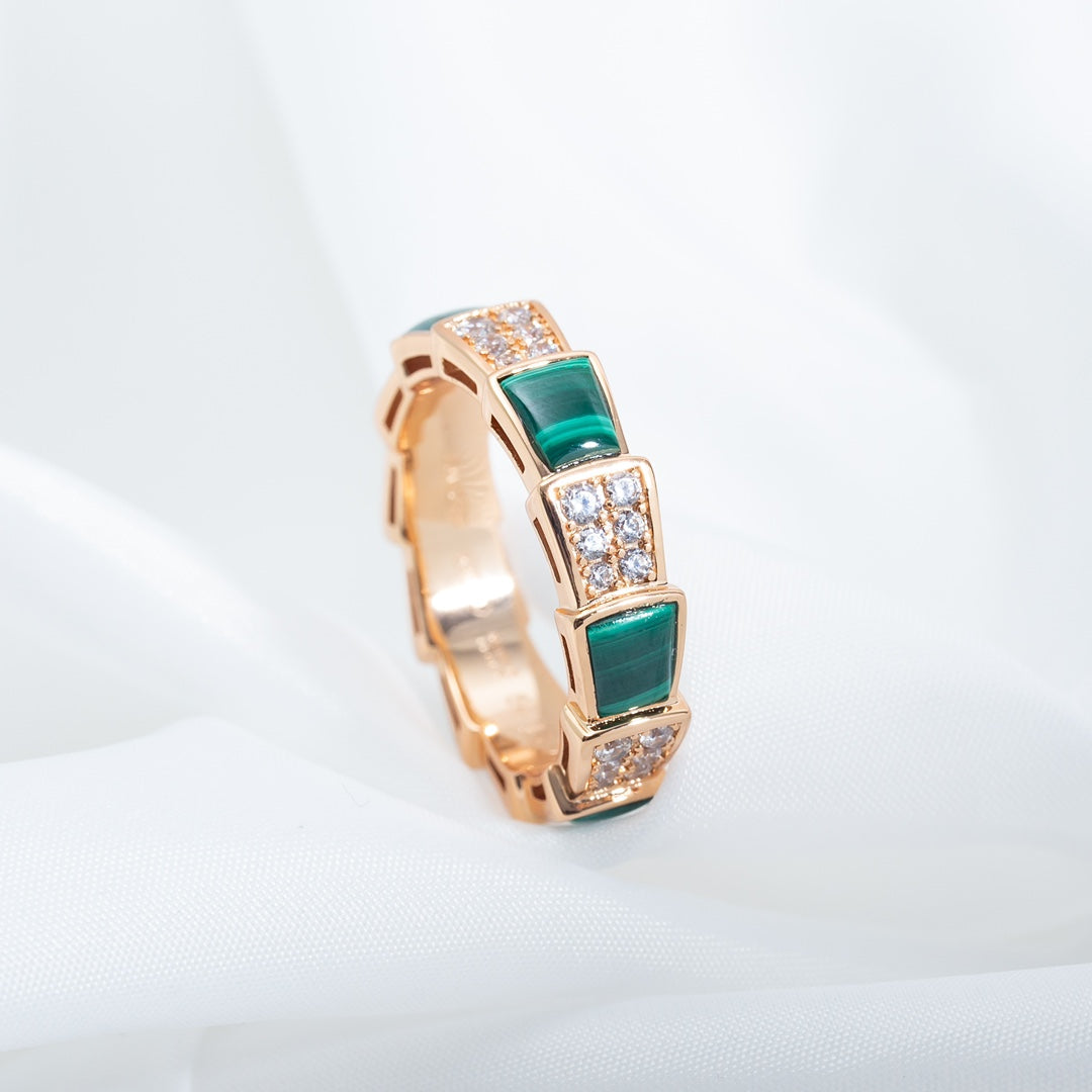 [⭐Aura]SERPENTI RING PINK GOLD MALACHITE DIAMOND PAVED 4MM