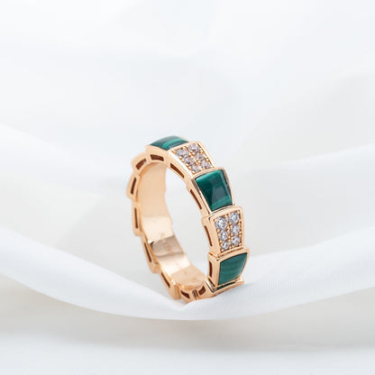 [⭐Aura]SERPENTI RING PINK GOLD MALACHITE DIAMOND PAVED 4MM