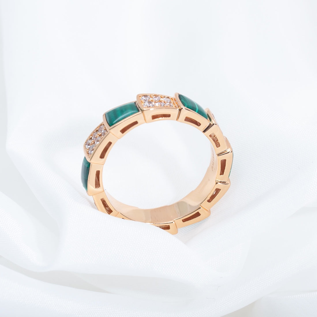[⭐Aura]SERPENTI RING PINK GOLD MALACHITE DIAMOND PAVED 4MM
