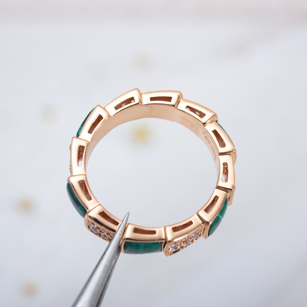 [⭐Aura]SERPENTI RING PINK GOLD MALACHITE DIAMOND PAVED 4MM