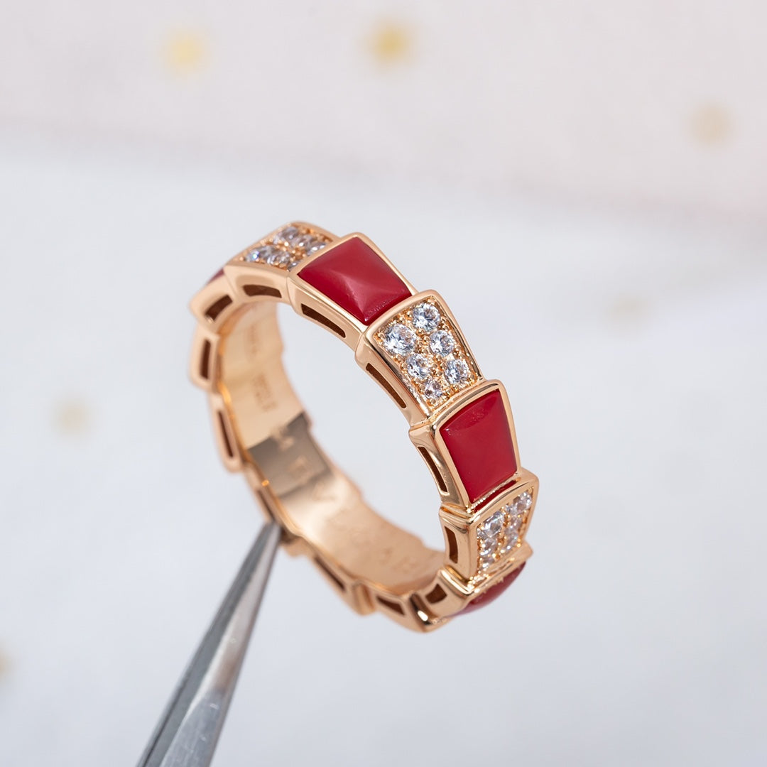 [⭐Aura]SERPENTI RING PINK GOLD CARNELIAN DIAMOND PAVED 4MM
