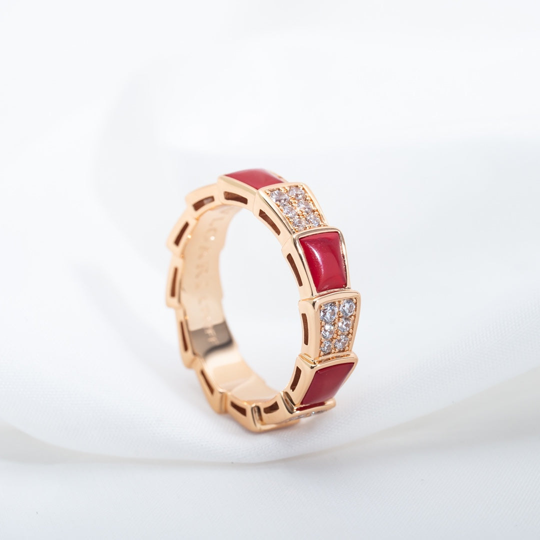 [⭐Aura]SERPENTI RING PINK GOLD CARNELIAN DIAMOND PAVED 4MM