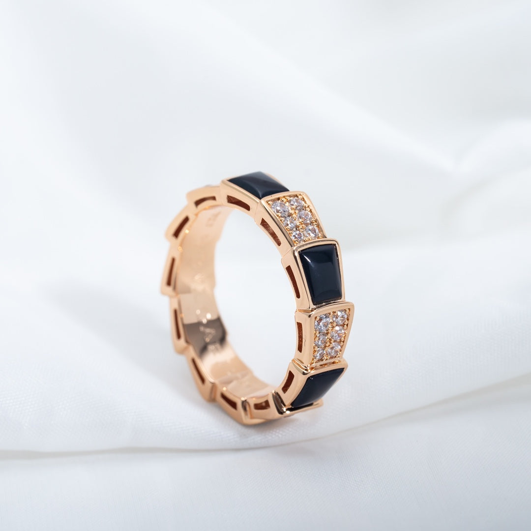 [⭐Aura]SERPENTI RING PINK GOLD BLACK MOP DIAMOND PAVED 4MM