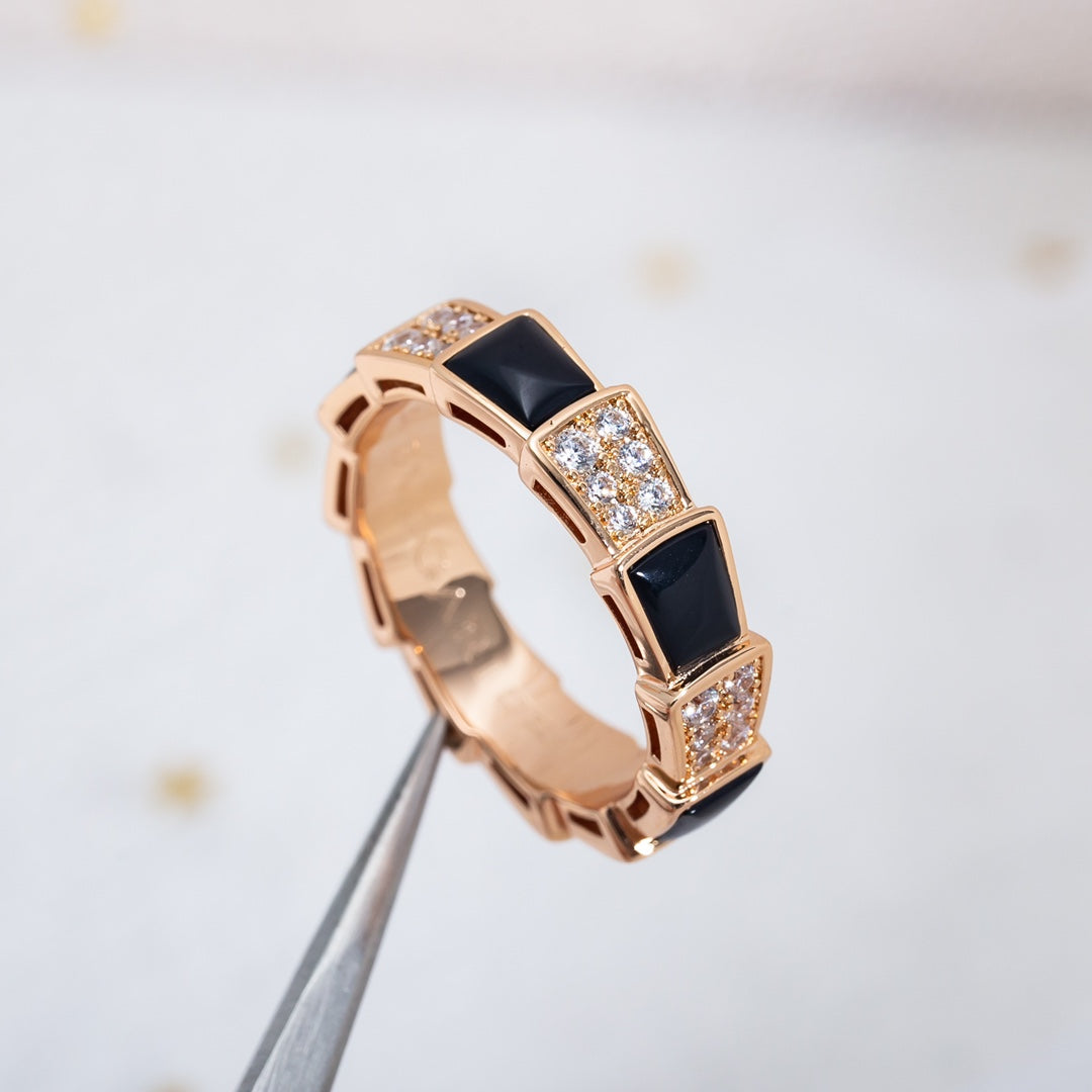 [⭐Aura]SERPENTI RING PINK GOLD BLACK MOP DIAMOND PAVED 4MM