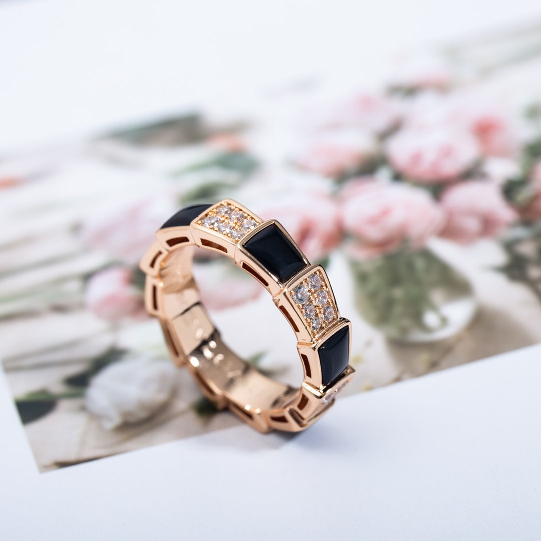 [⭐Aura]SERPENTI RING PINK GOLD BLACK MOP DIAMOND PAVED 4MM