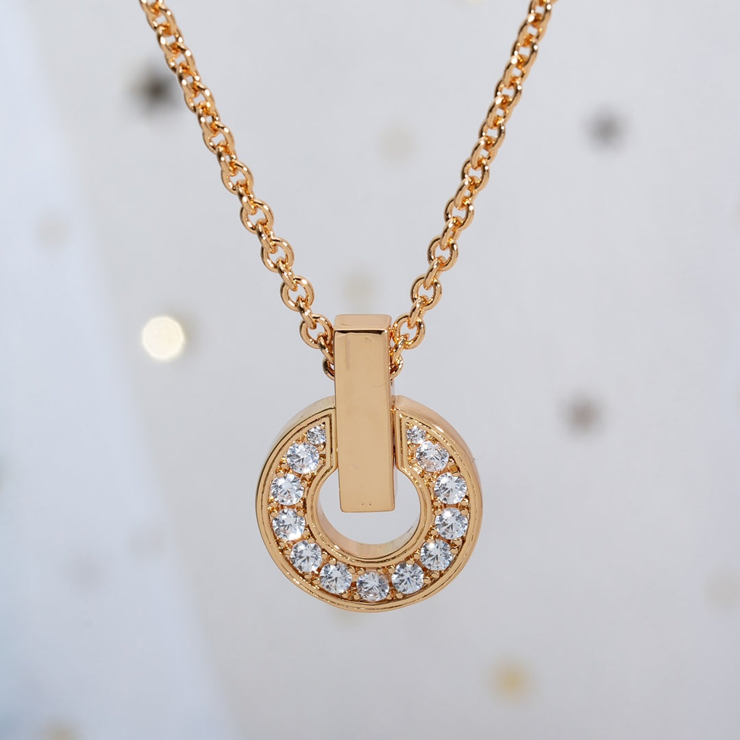 [⭐Aura]GARI NECKLACE PINK GOLD DIAMOND