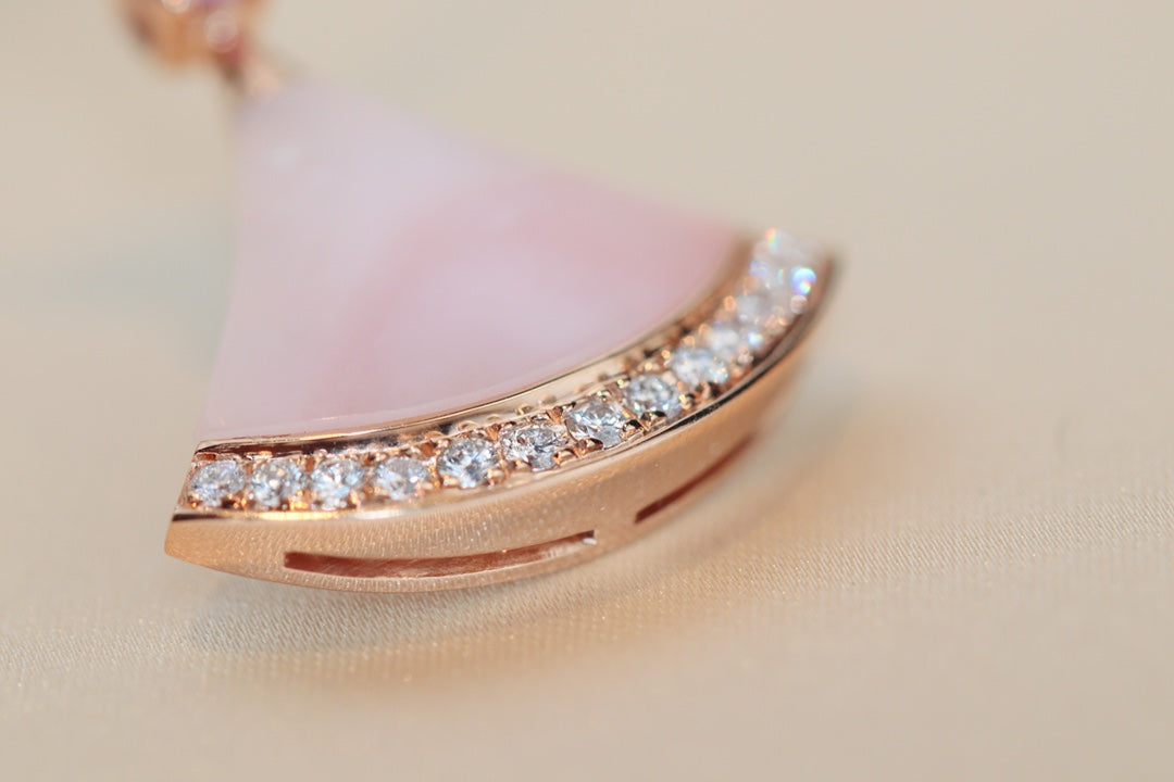 [⭐Aura]DREAM NECKLACE PINK MOP DIAMOND