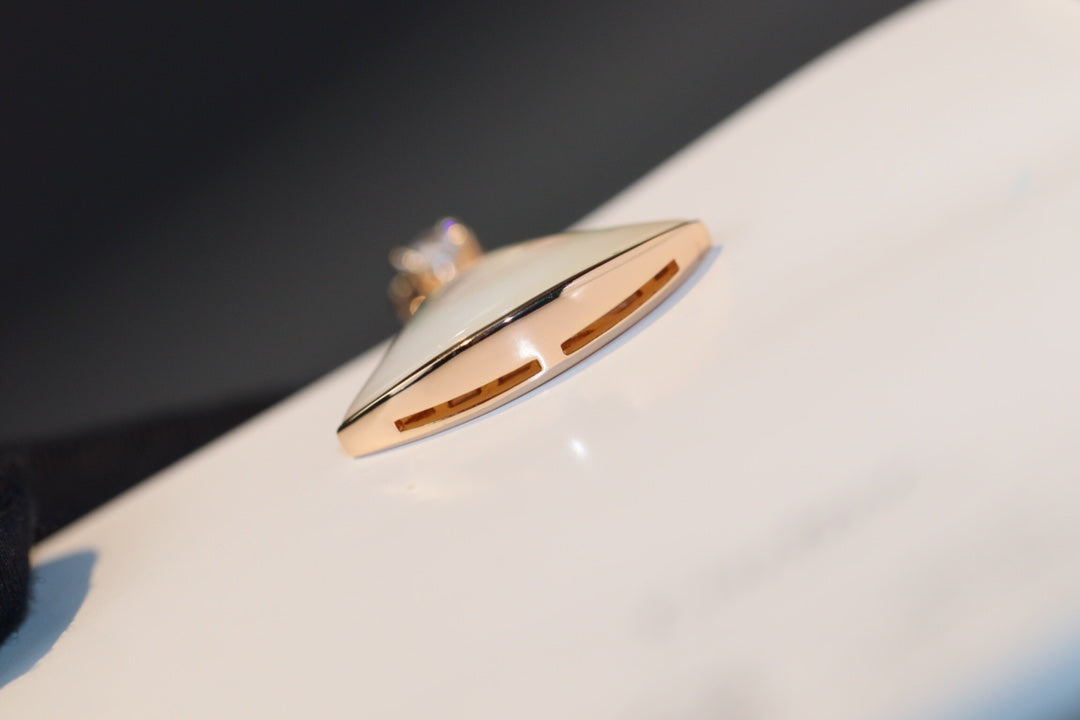 [⭐Aura]DREAM NECKLACE WHITE MOP PINK GOLD 1 DIAMOND