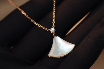 [⭐Aura]DREAM NECKLACE WHITE MOP PINK GOLD 1 DIAMOND