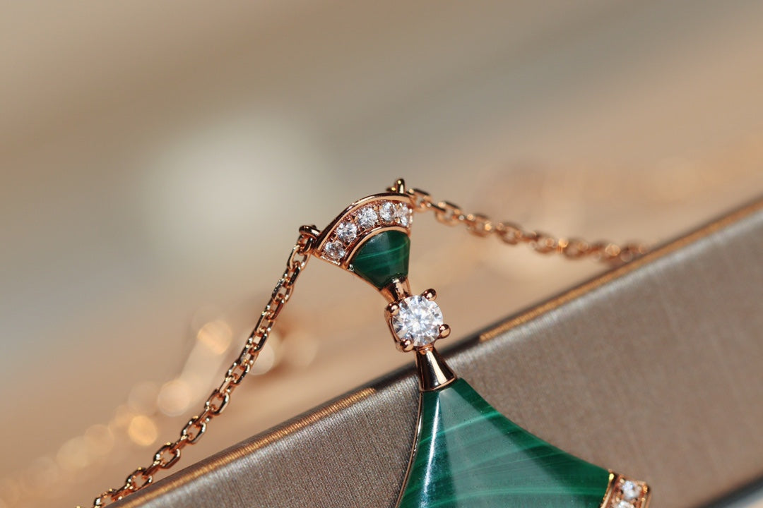 [⭐Aura]DREAM NECKLACE MALACHITE DIAMOND