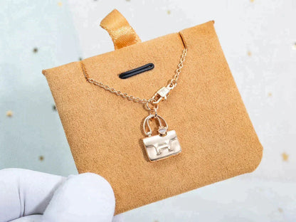 [⭐Aura]AMULETTE PEDANT ROSE GOLD NECKLACE