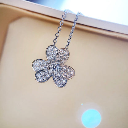 [⭐Aura]CLOVER DIAMOND NECKLACE SILVER