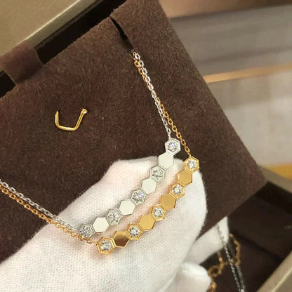 [⭐Aura]BEE LOVE NECKLACE DIAMOND