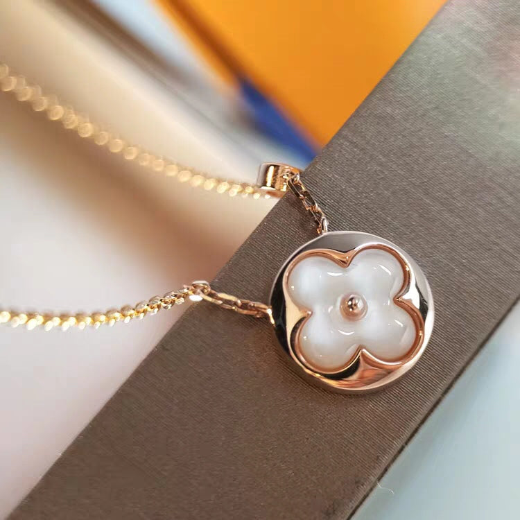 [⭐Aura]SUN MOP GOLD 1 DIAMOND NECKLACE