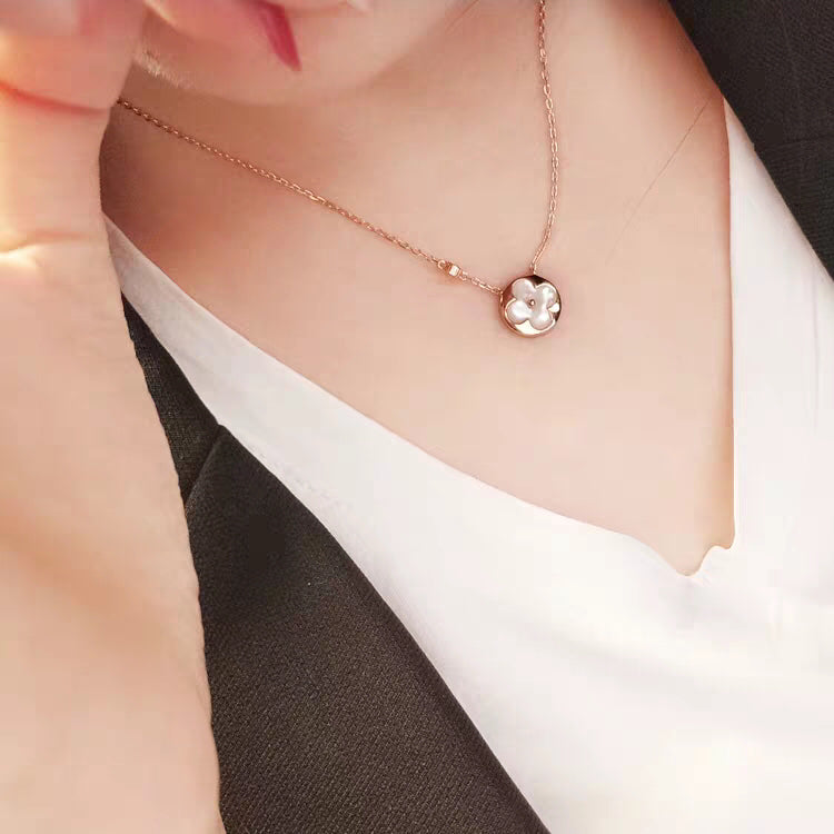 [⭐Aura]SUN MOP GOLD 1 DIAMOND NECKLACE