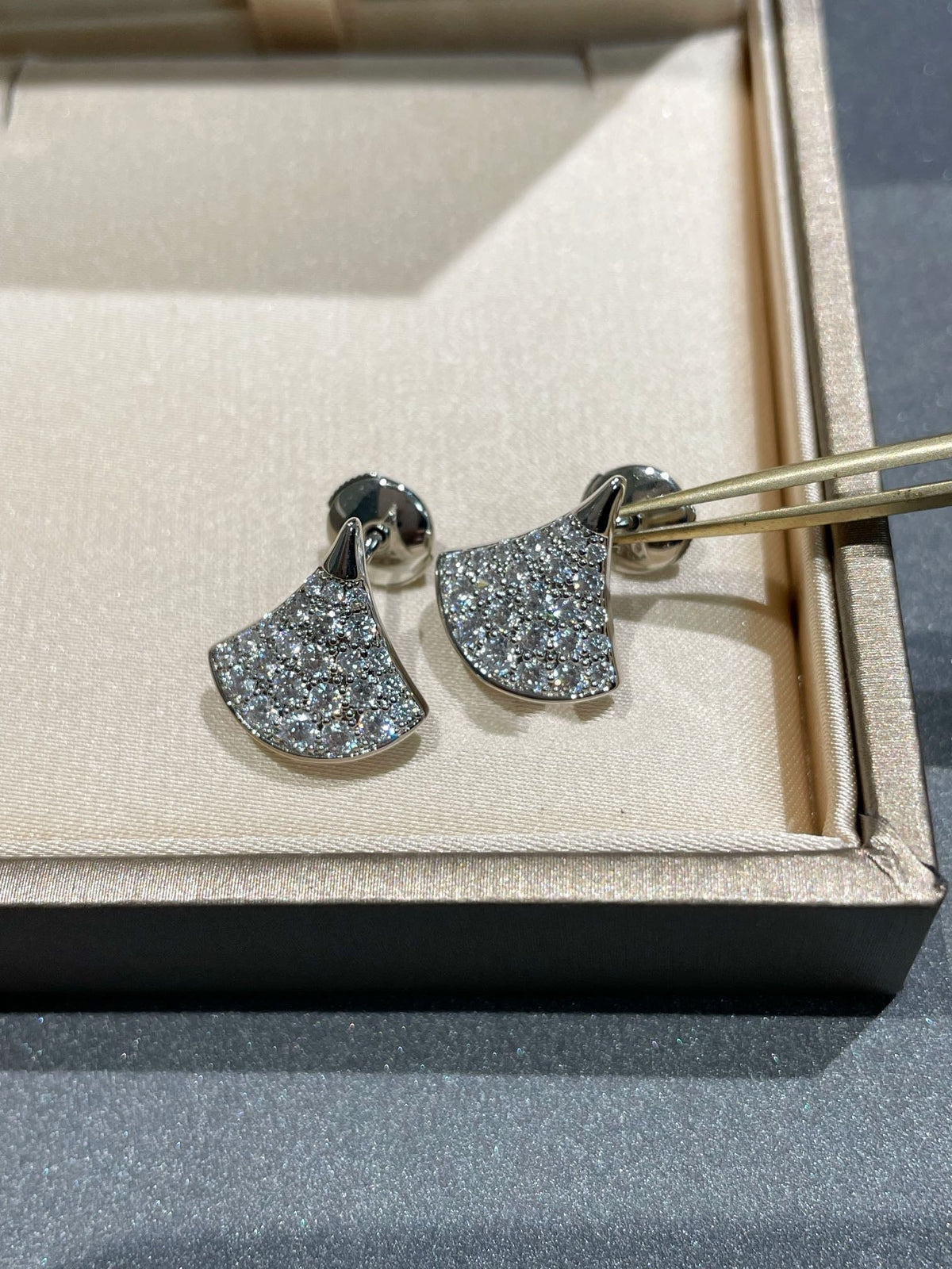 [⭐Aura]DREAM STUD EARRINGS DIAMOND