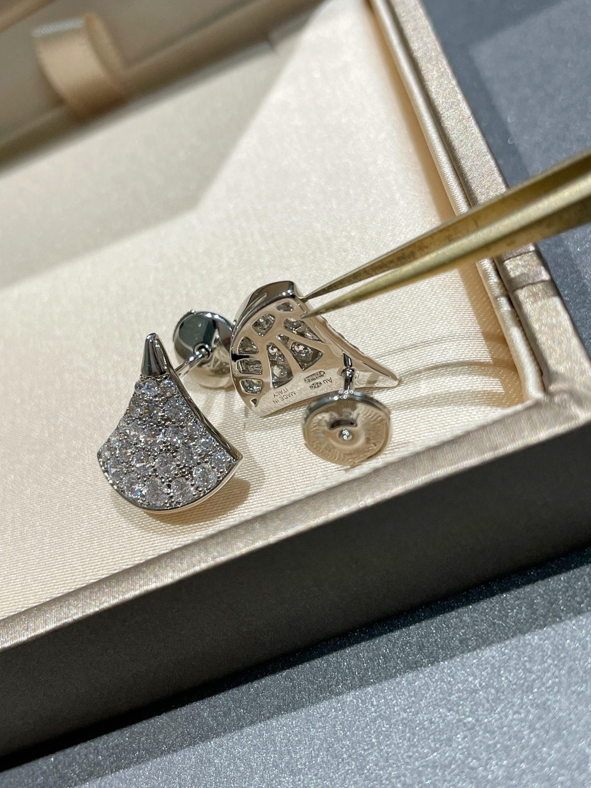 [⭐Aura]DREAM STUD EARRINGS DIAMOND