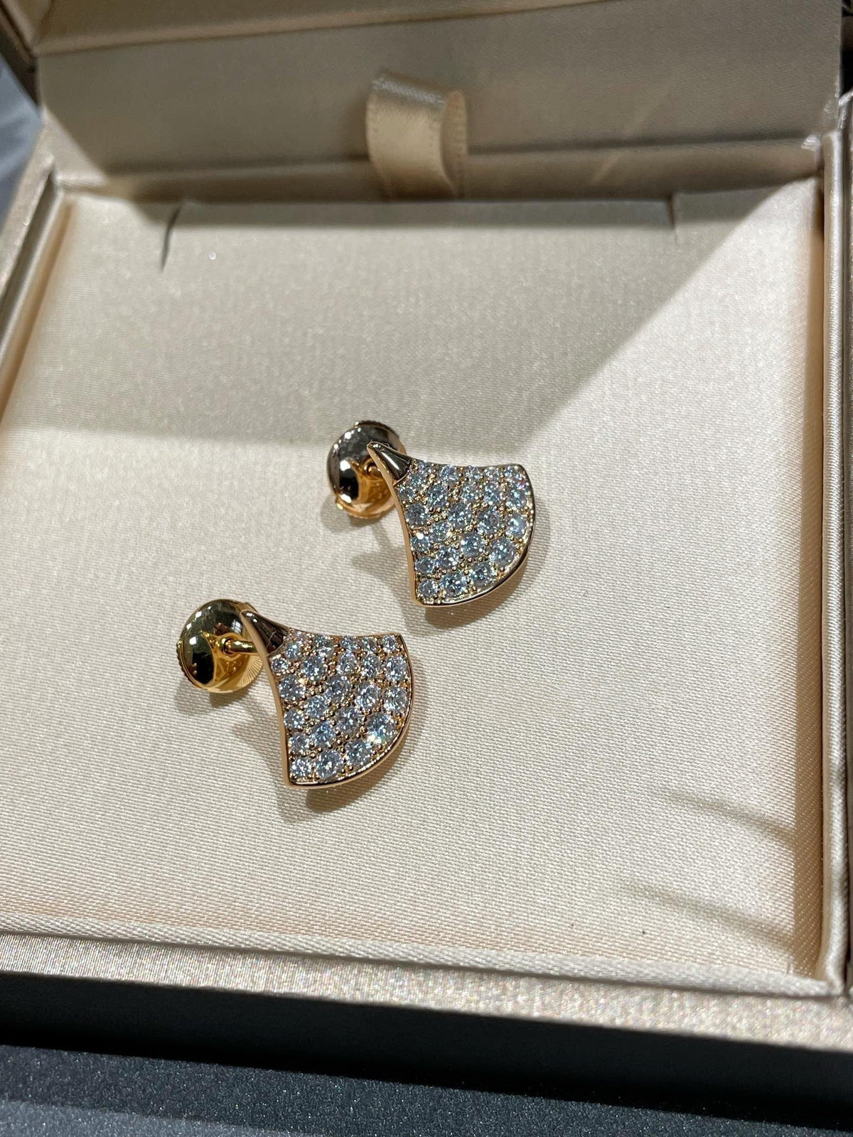 [⭐Aura]DREAM STUD EARRINGS DIAMOND
